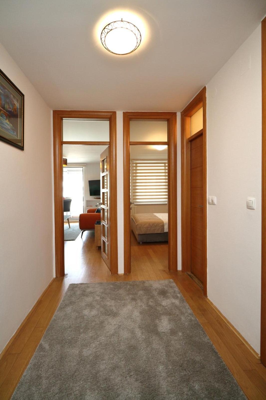 Apartament Franca A2-Parking Garage Sarajewo Zewnętrze zdjęcie