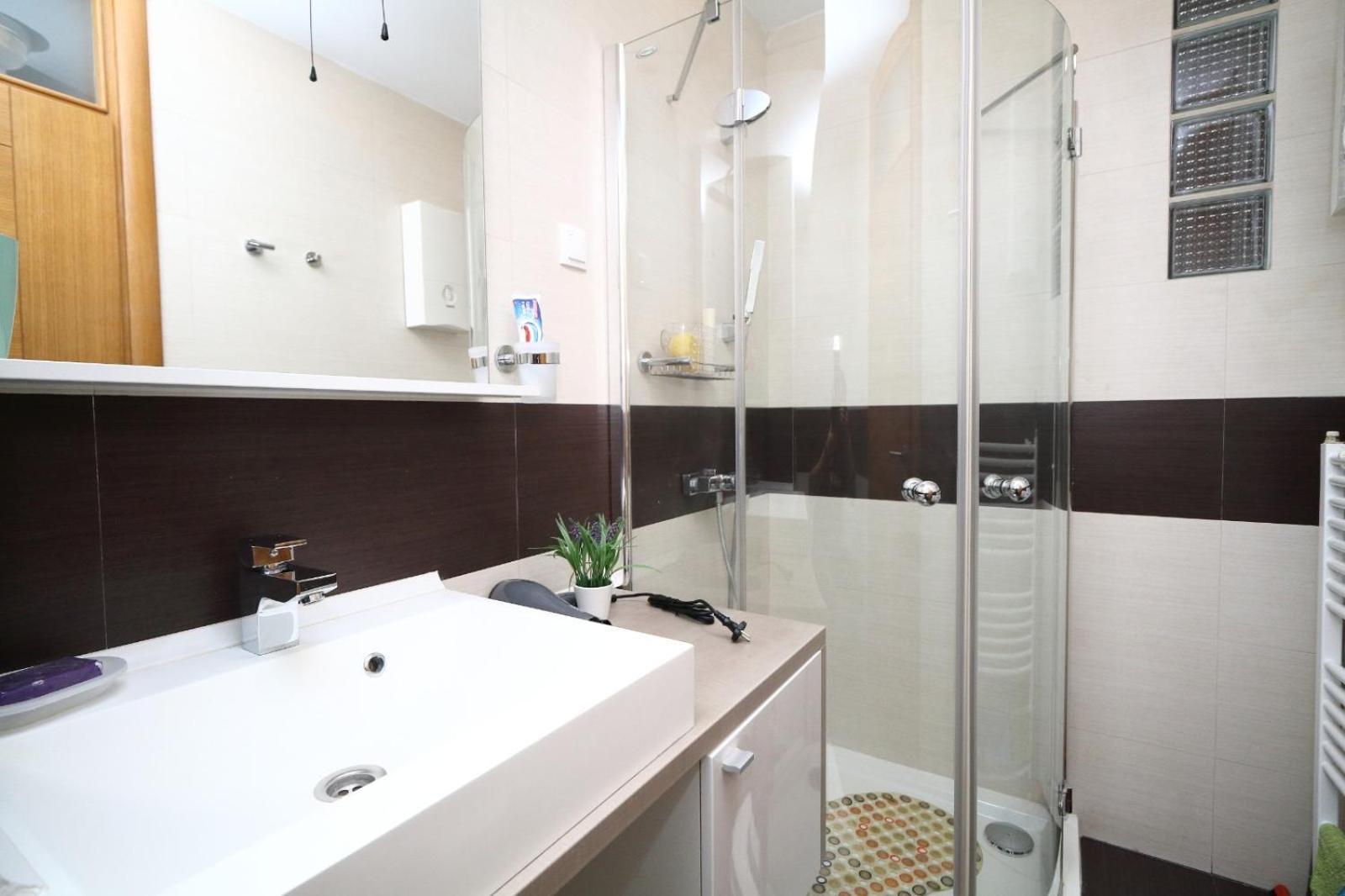 Apartament Franca A2-Parking Garage Sarajewo Zewnętrze zdjęcie